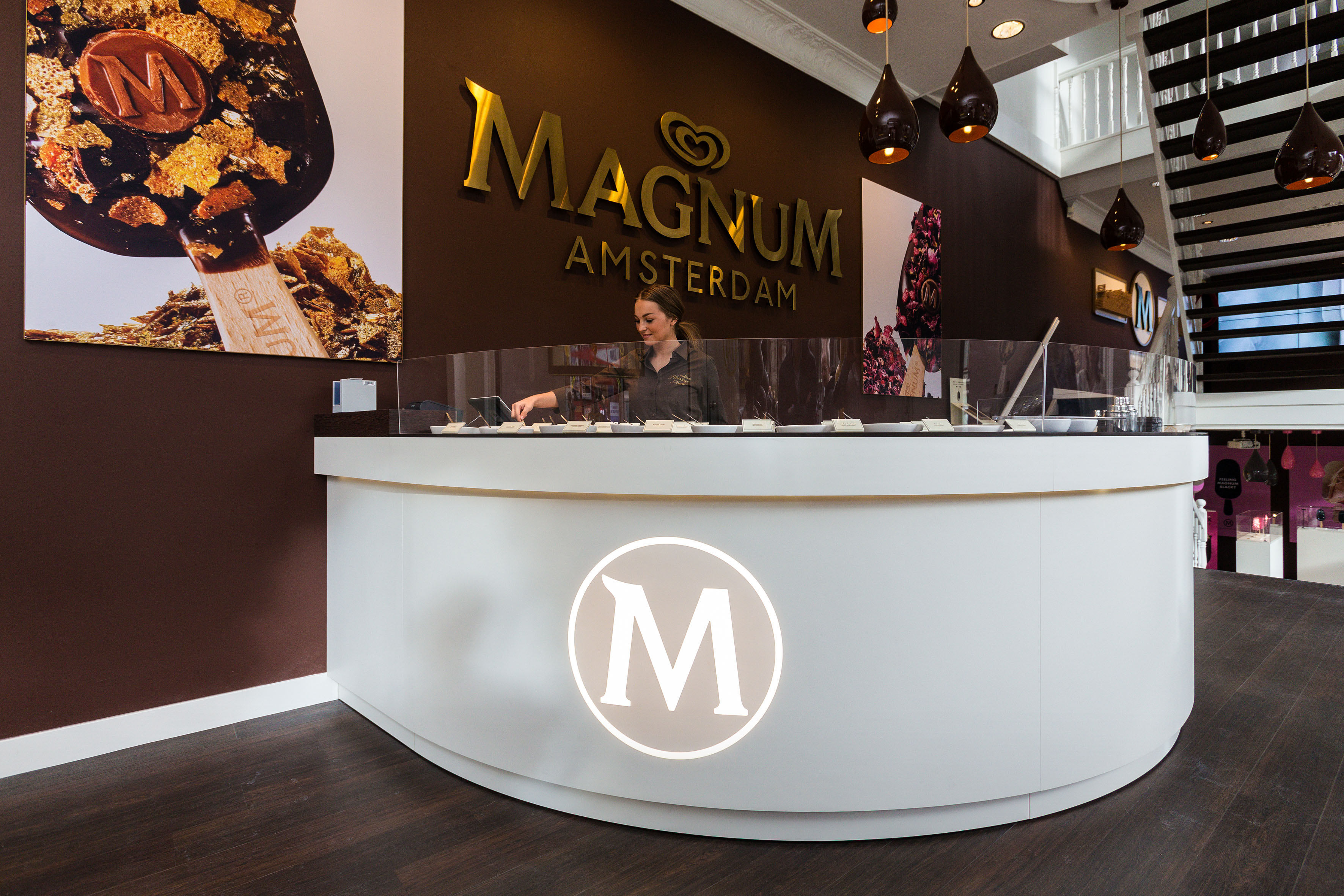 Magnum Store 02